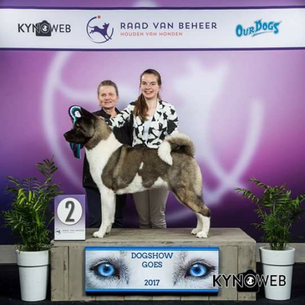 Claire met Sky